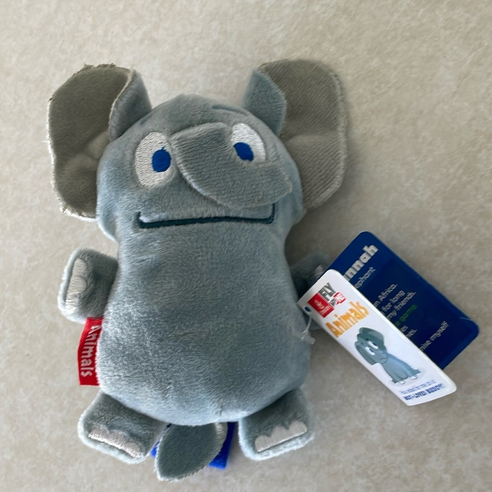 Emirates‎ Fly With Me Savannah the Elephant